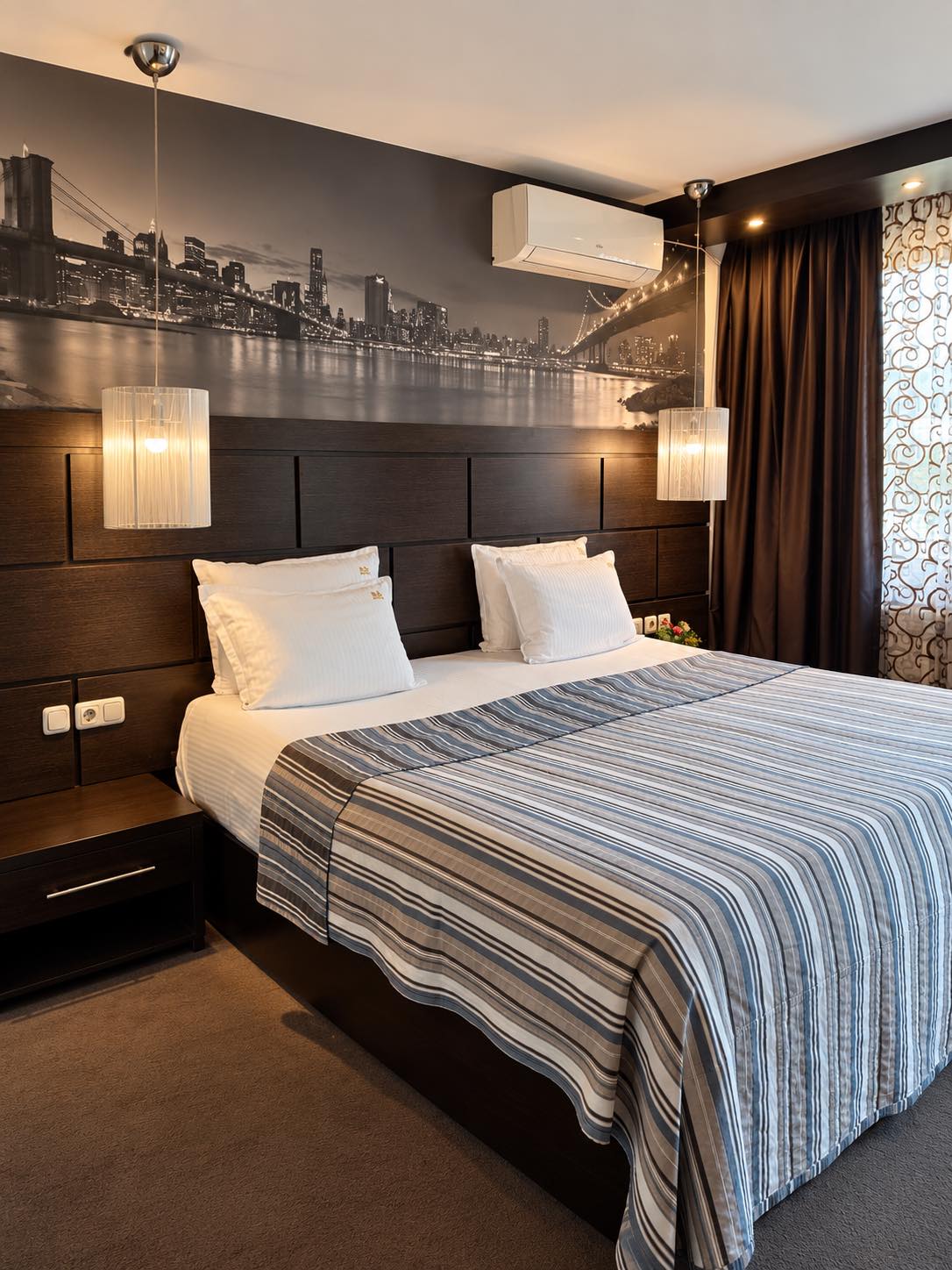 Deluxe Double Room with one large bed
